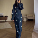 Plataz Comfortable And Stylish Printed Horn Sleeves With Long-Sleeved Dress