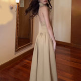 Plataz Fashion Temperament In The Fall Of 2024, The Back Of The Solid Color Dress