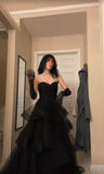 Elegant Black Strapless Prom Dress Sweetheart Tulle Evening Gown A-Line Tiered Party Dress Long Formal Dress HZ1024